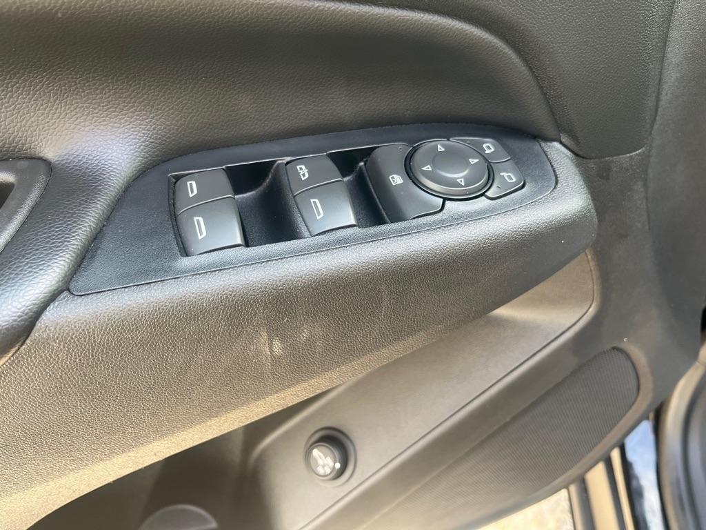 2018 Chevrolet Equinox LT - Photo 34