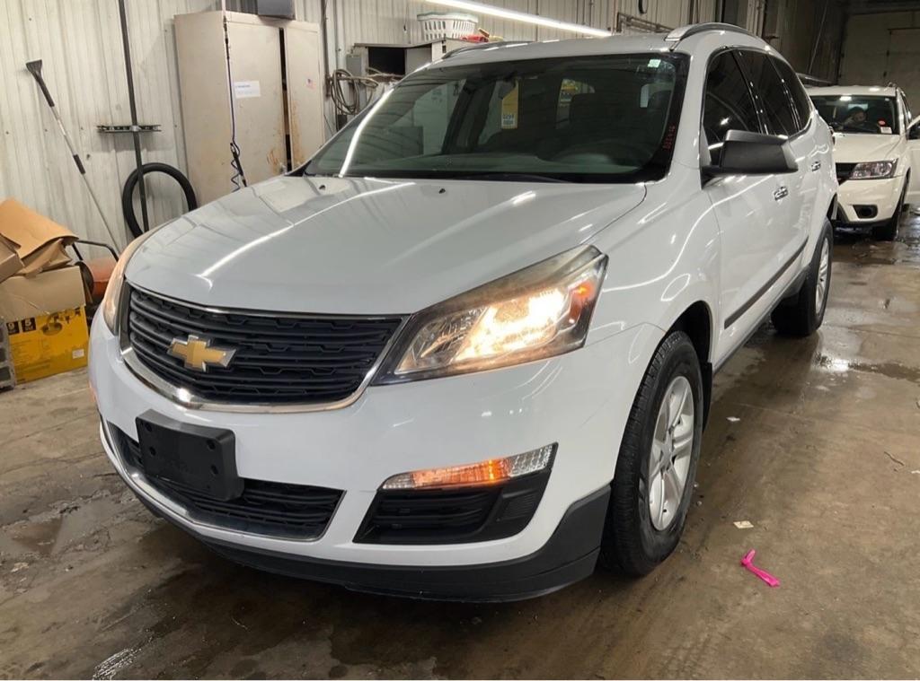 2016 Chevrolet Traverse LS AWD w/PDC