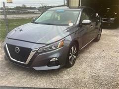 2020 Nissan Altima 