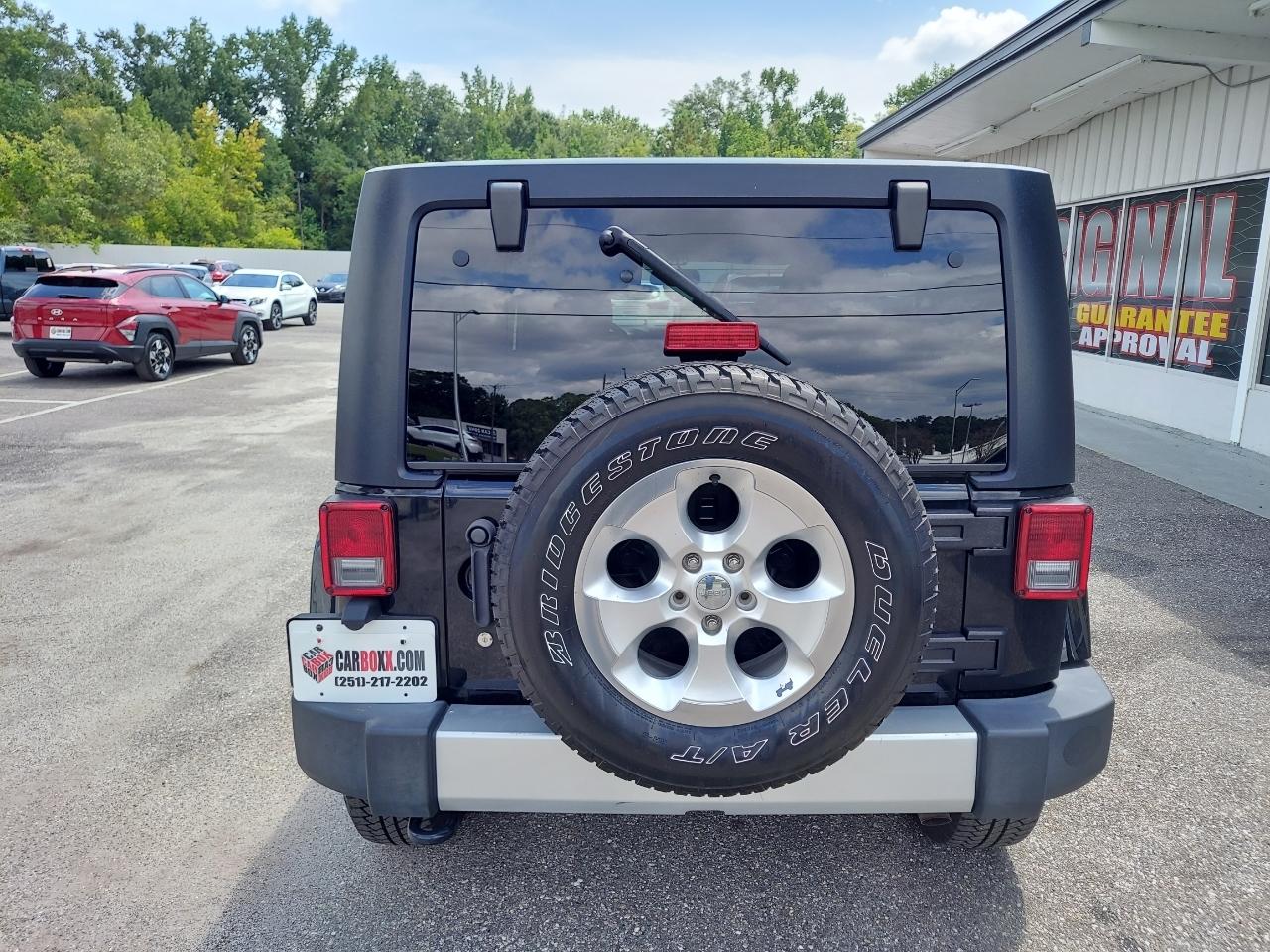 Jeep Wrangler Unlimited Sahara 4WD 2015