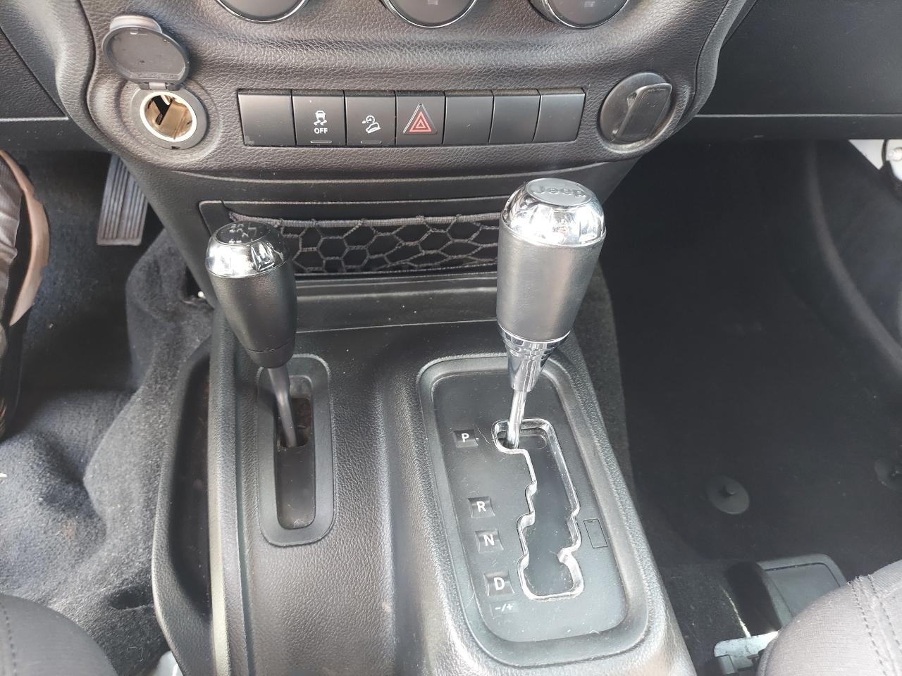 Jeep Wrangler Sport 4WD 2017