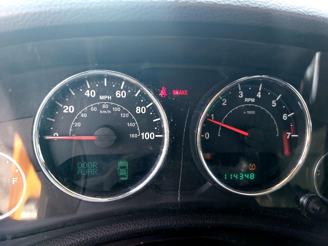 Jeep Wrangler Unlimited Sport 4WD 2012