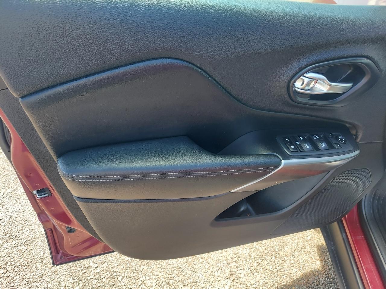 Jeep Cherokee Latitude FWD 2020