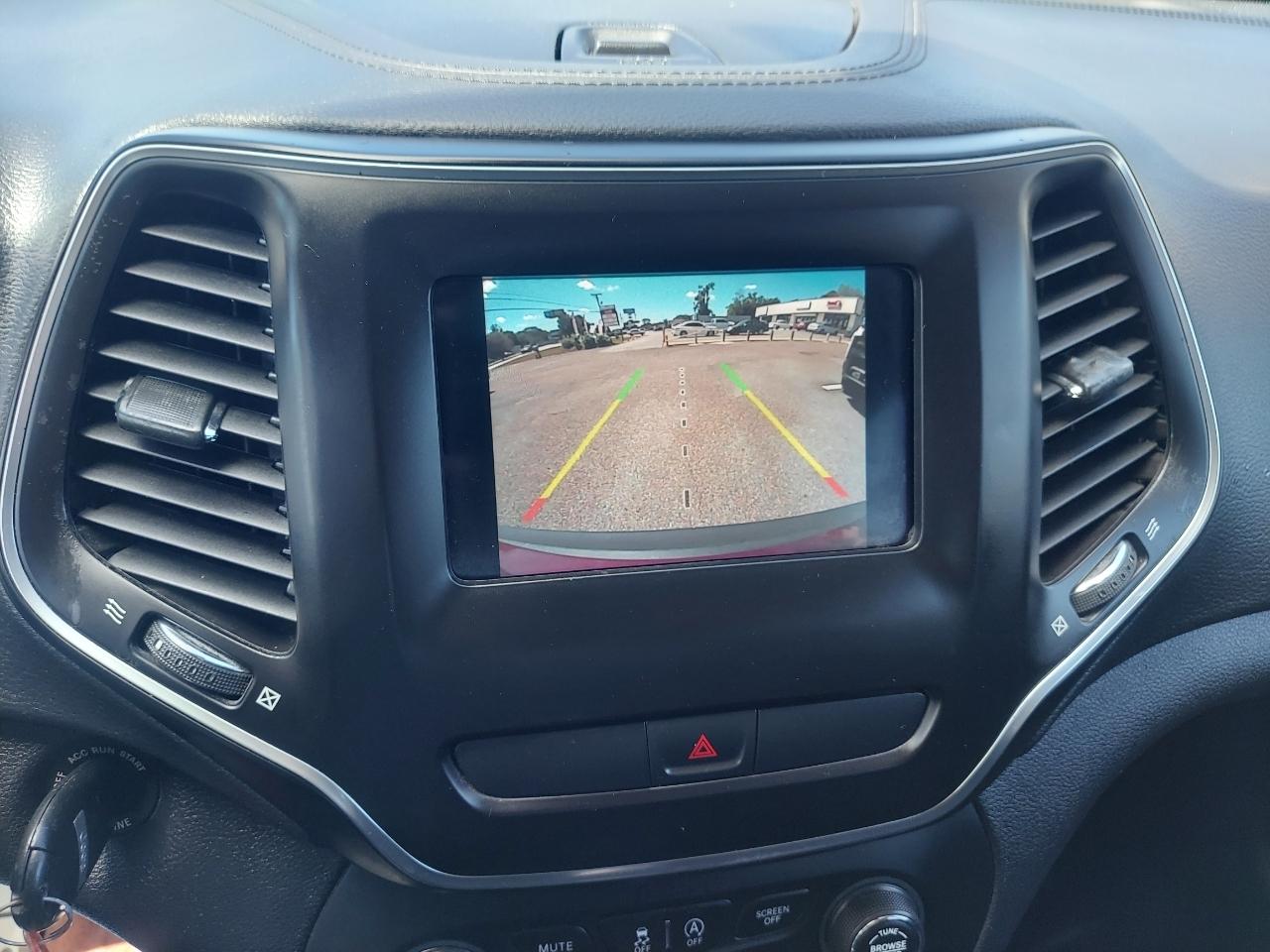 Jeep Cherokee Latitude FWD 2020