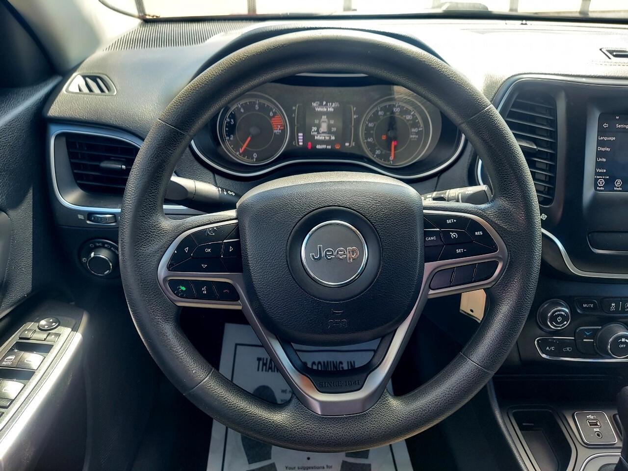 Jeep Cherokee Latitude FWD 2020
