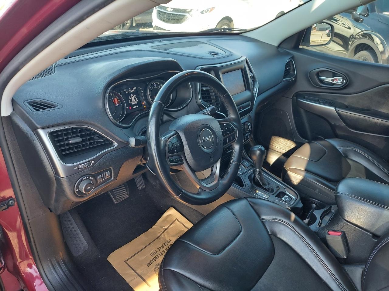 Jeep Cherokee Latitude Plus FWD 2019