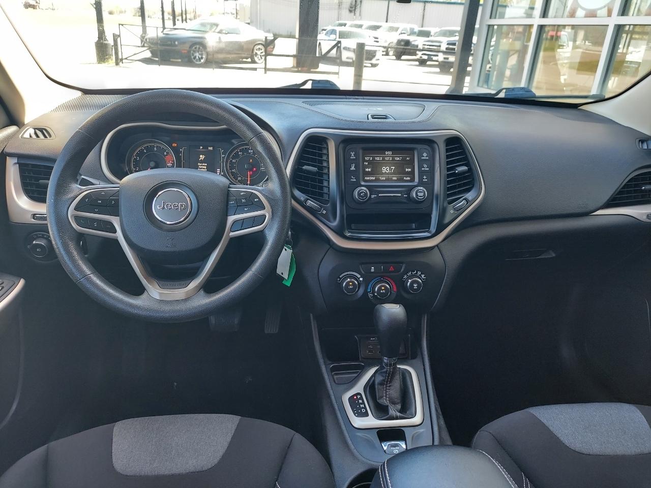 Jeep Cherokee Latitude FWD 2018