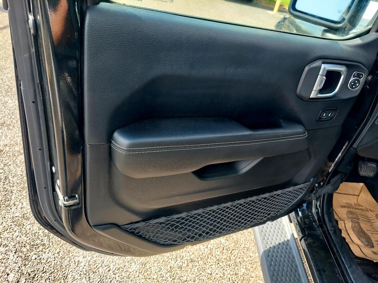 Jeep Wrangler Unlimited Sahara 2018