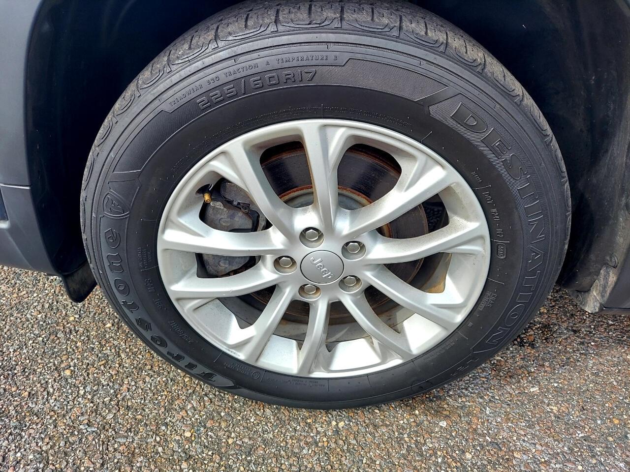 Jeep Cherokee Latitude FWD 2019