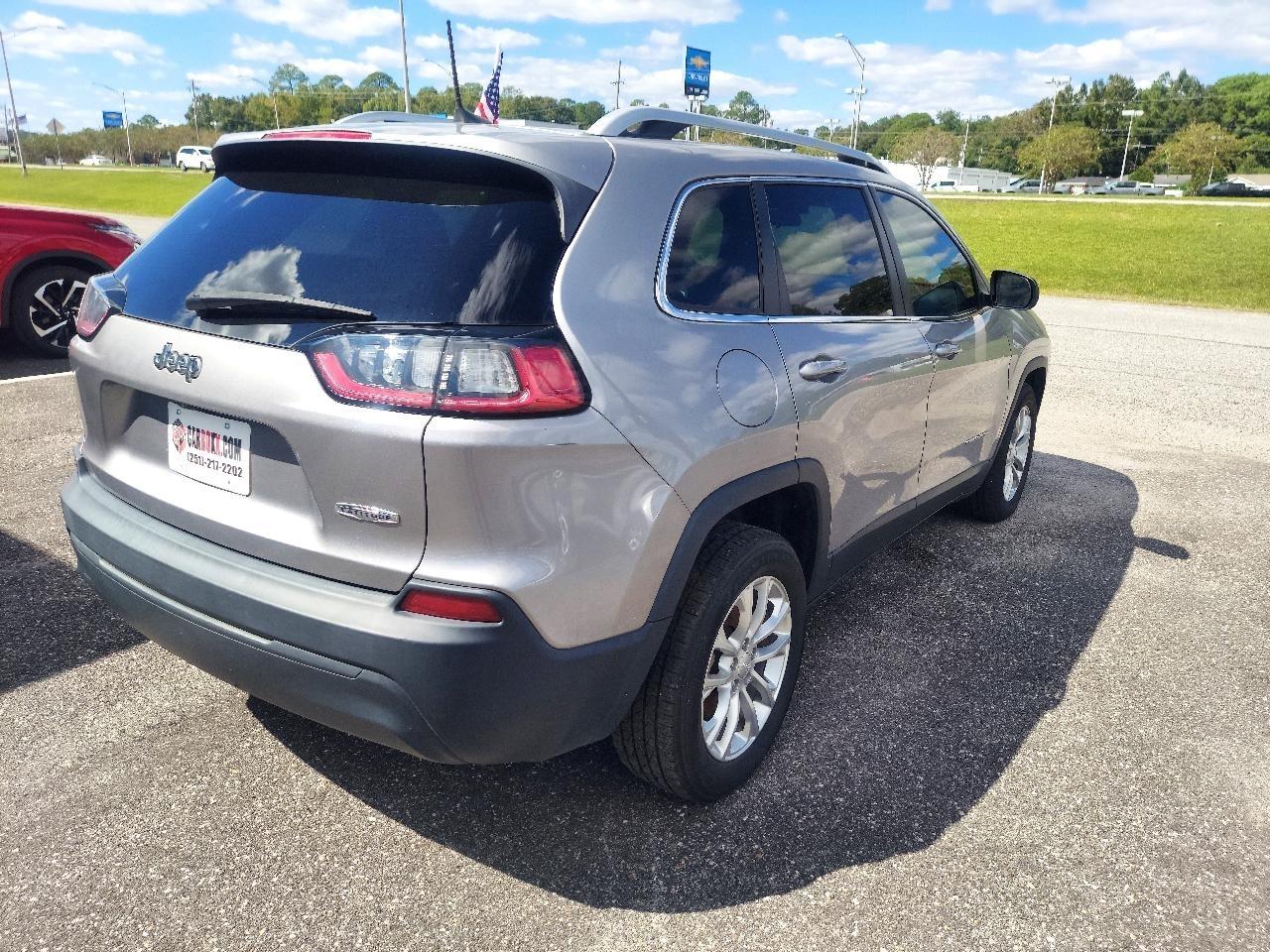 Jeep Cherokee Latitude FWD 2019