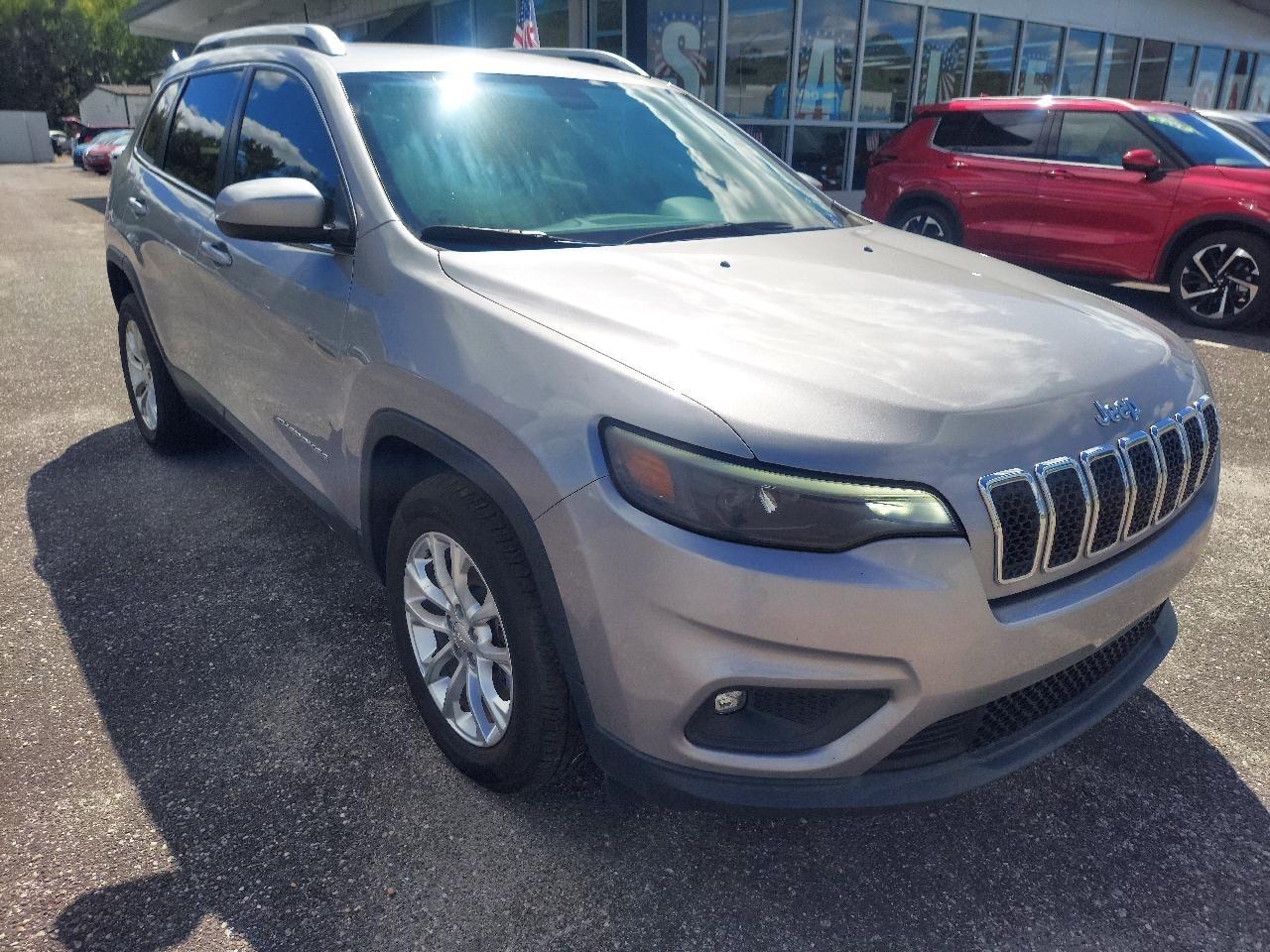Jeep Cherokee Latitude FWD 2019