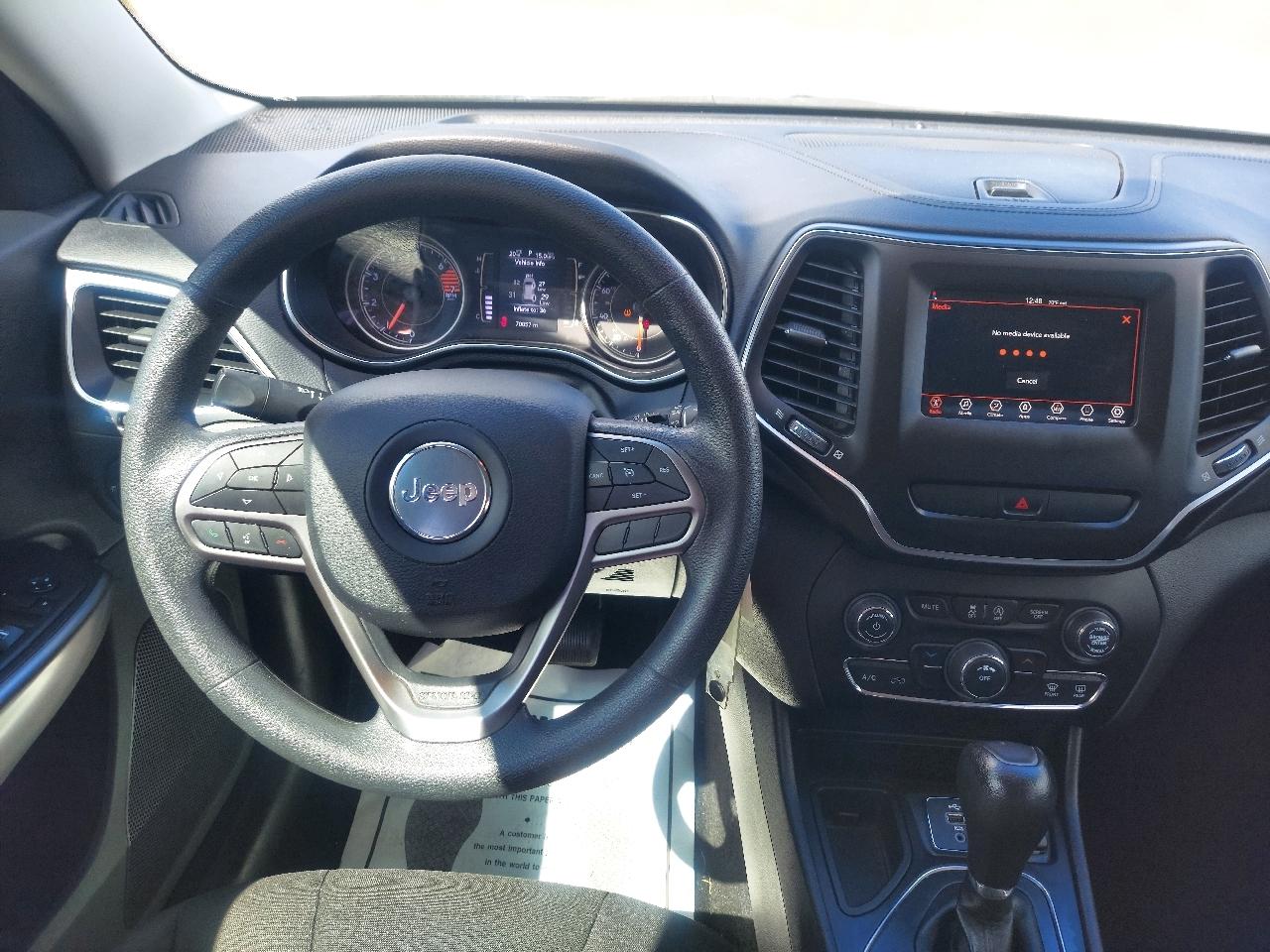 Jeep Cherokee Latitude FWD 2019