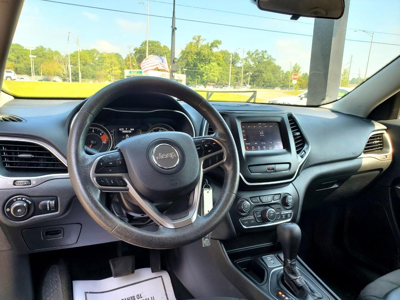 Jeep Cherokee Latitude FWD 2019
