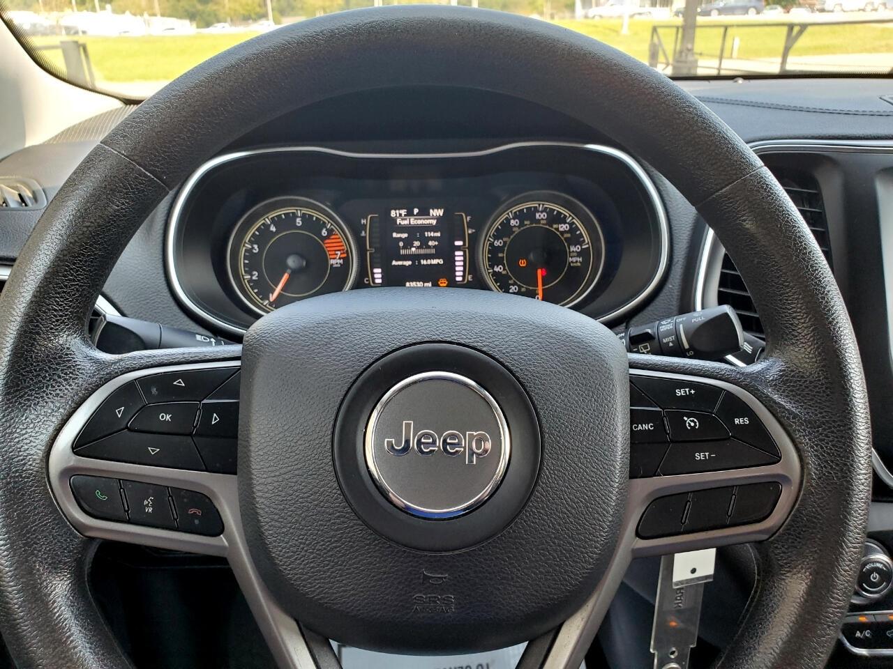 Jeep Cherokee Latitude FWD 2019