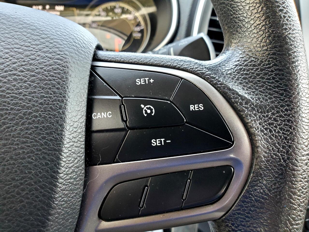 Jeep Cherokee Latitude FWD 2019