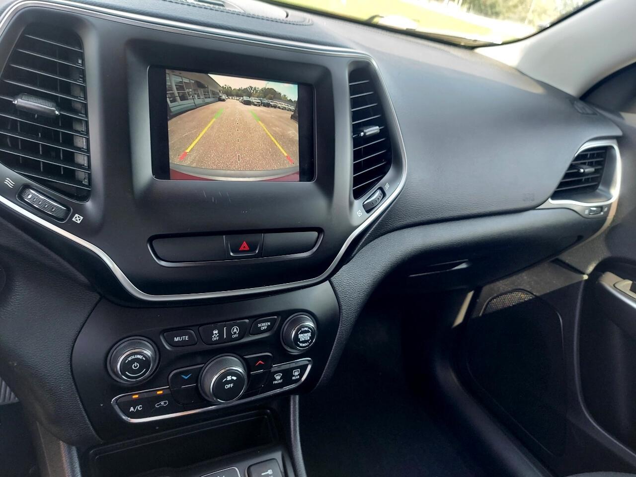 Jeep Cherokee Latitude FWD 2020