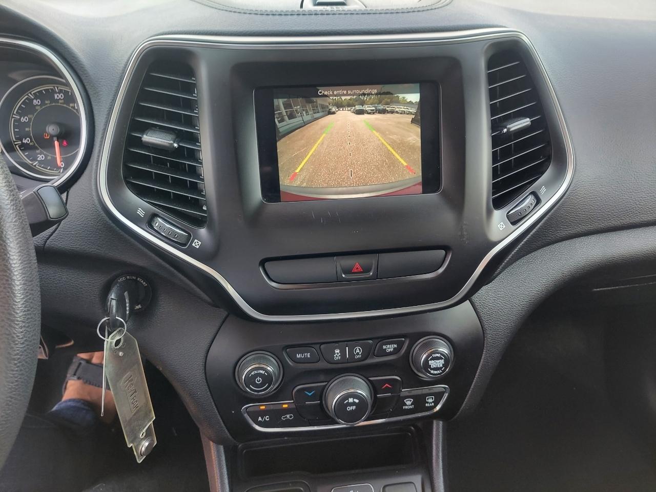 Jeep Cherokee Latitude FWD 2020
