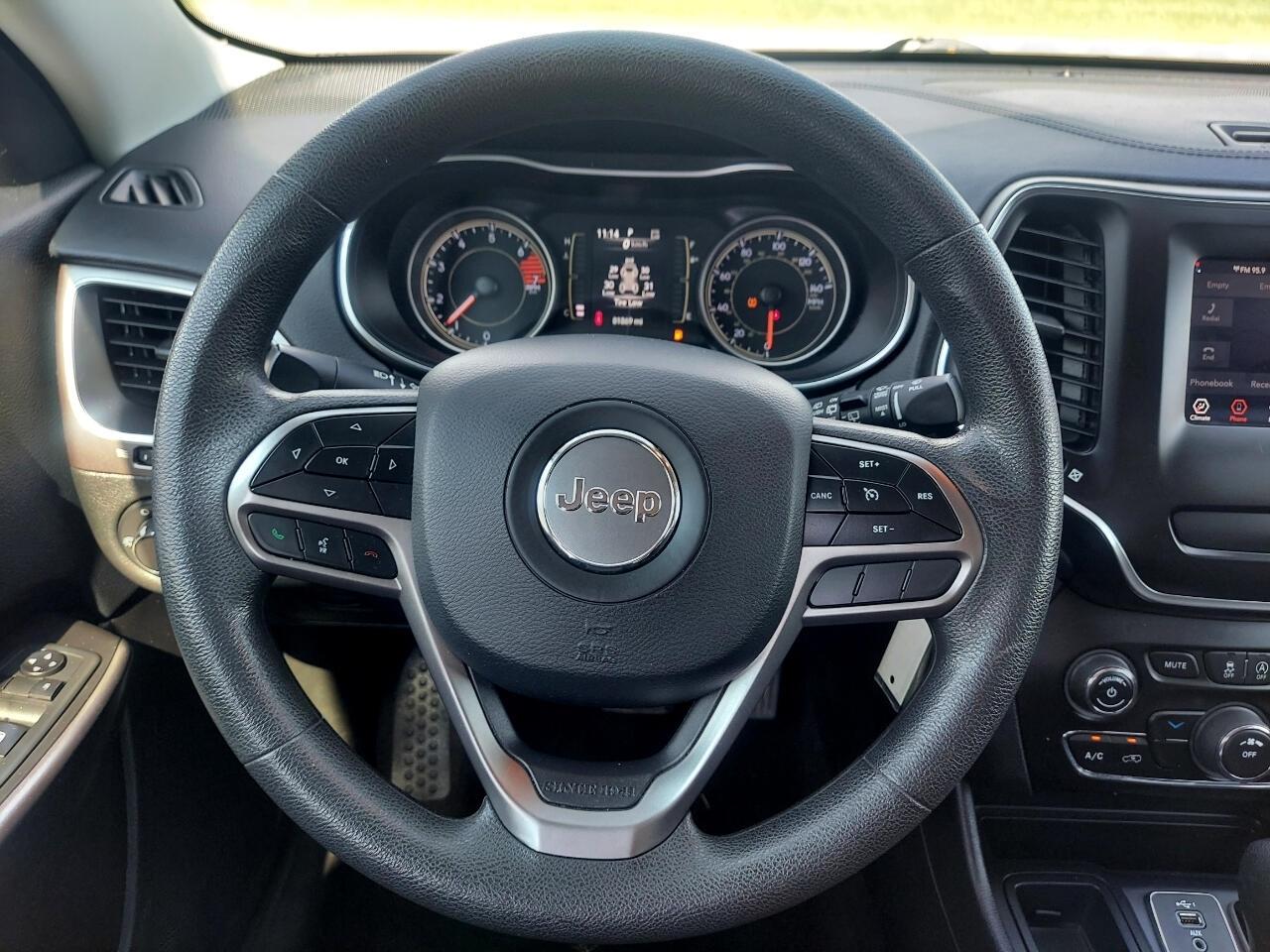 Jeep Cherokee Latitude FWD 2020