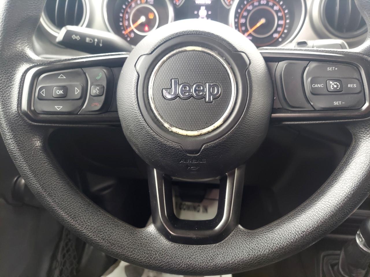 Jeep Wrangler Unlimited Sport 2018