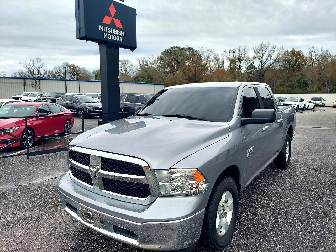 RAM 1500 Classic Tradesman Crew Cab SWB 2WD 2021