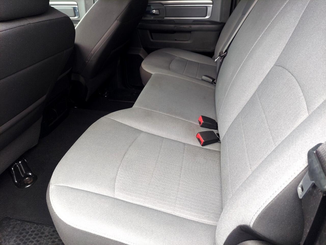 RAM 1500 Classic Tradesman Crew Cab SWB 2WD 2021