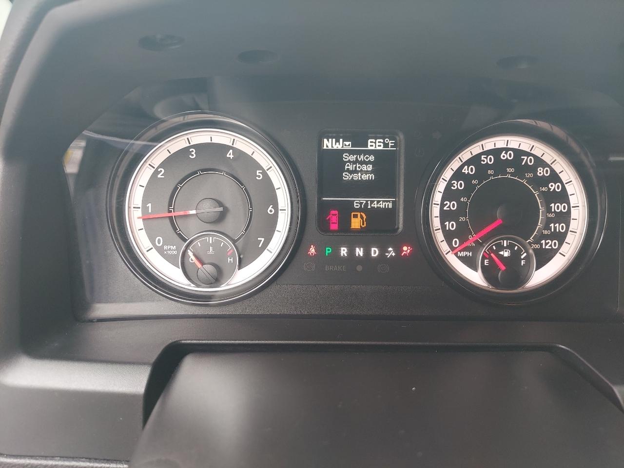 RAM 1500 Classic Tradesman Crew Cab SWB 2WD 2021