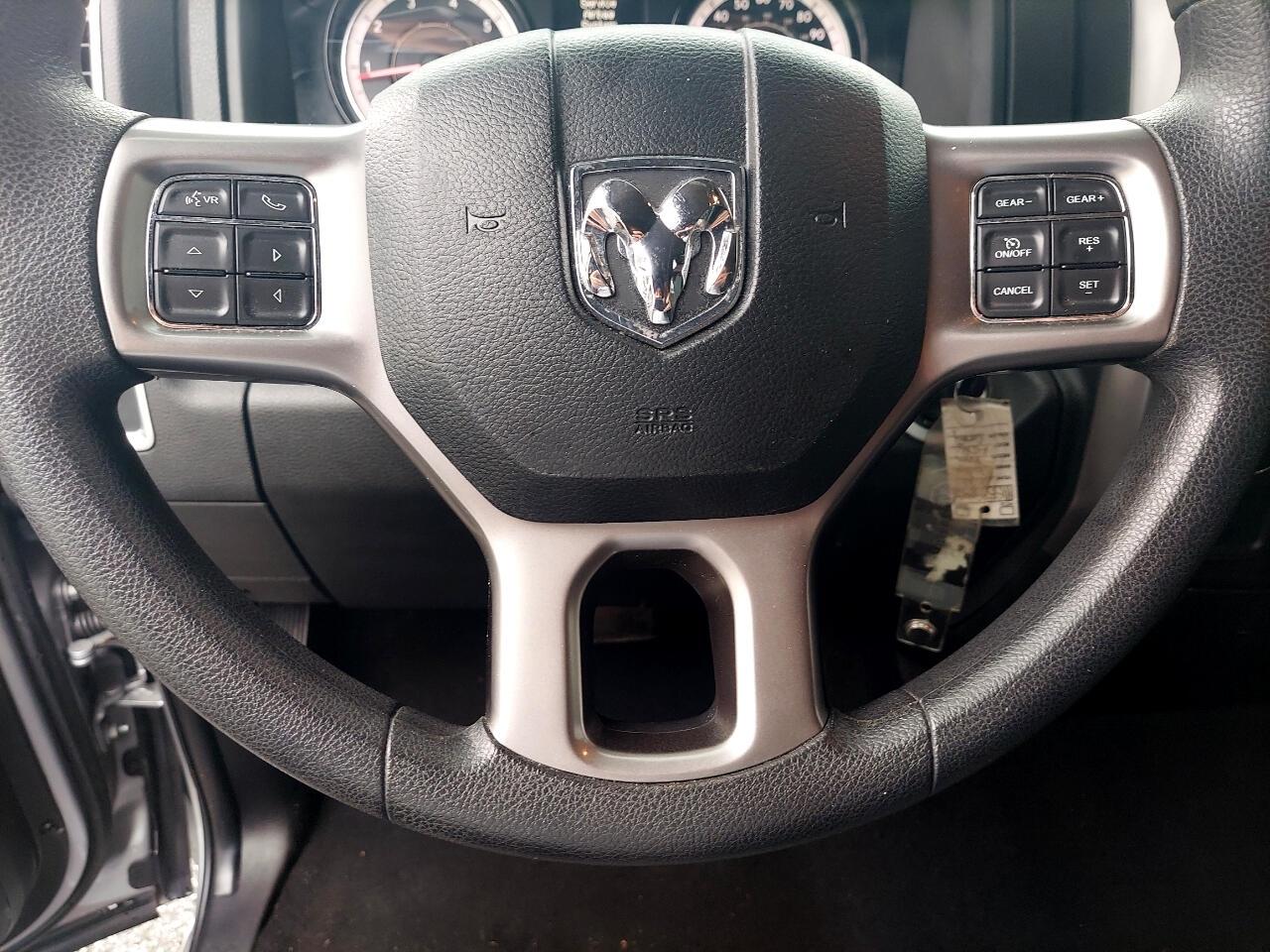 RAM 1500 Classic Tradesman Crew Cab SWB 2WD 2021