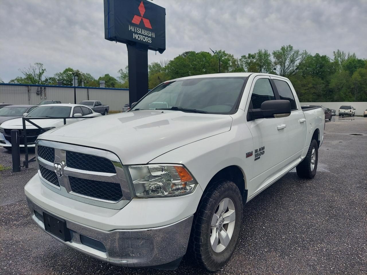 RAM 1500 Classic Tradesman Crew Cab SWB 4WD 2019