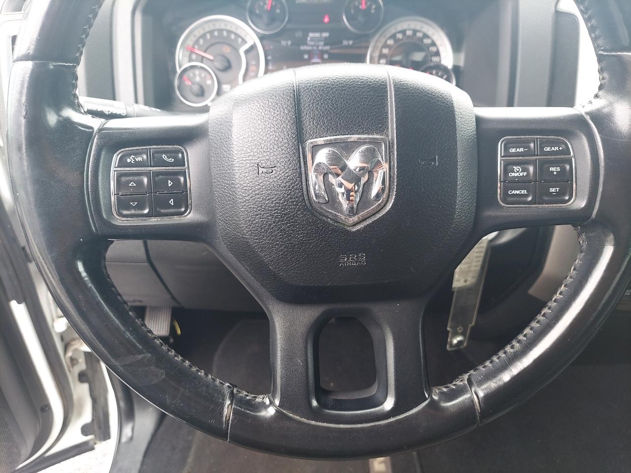 RAM 1500 Classic Tradesman Crew Cab SWB 4WD 2019