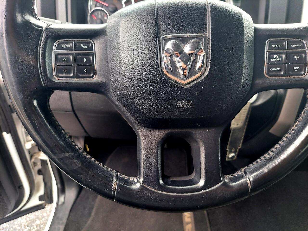 RAM 1500 Classic Tradesman Crew Cab SWB 4WD 2019