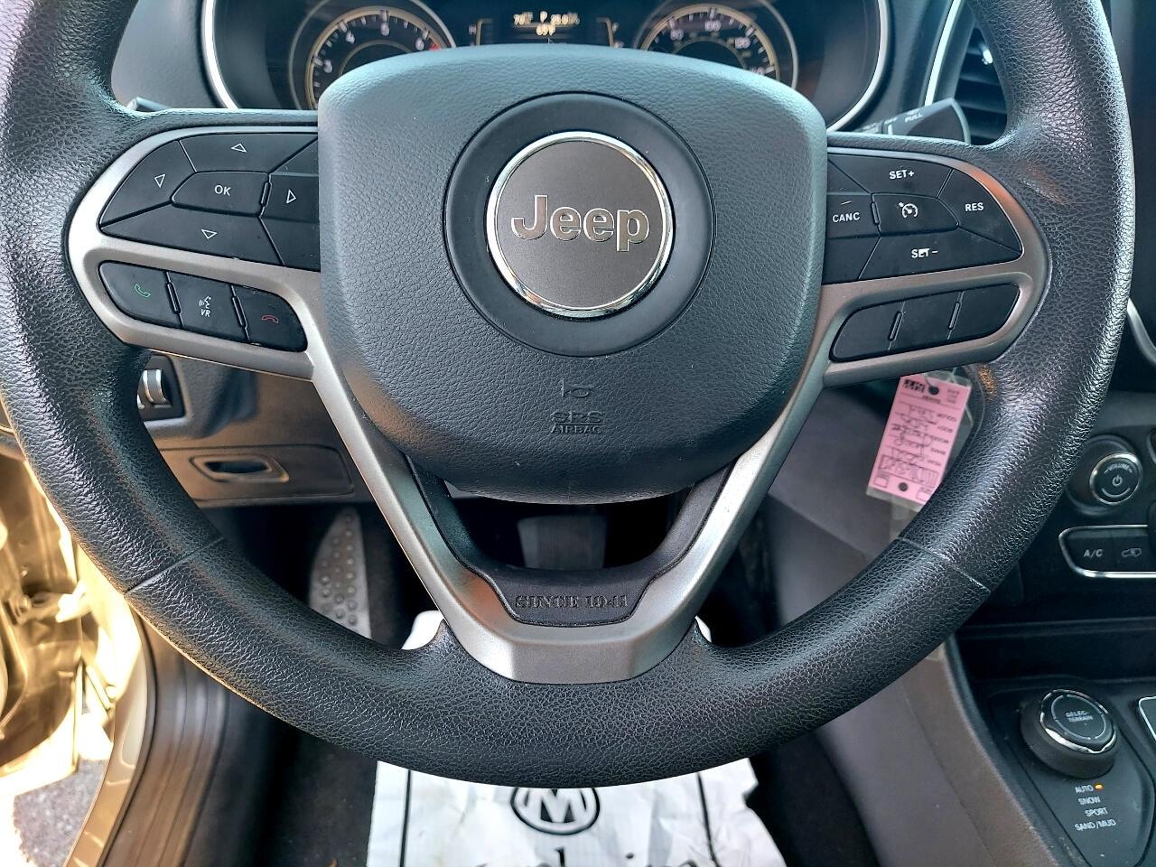Jeep Cherokee Latitude 4WD 2021
