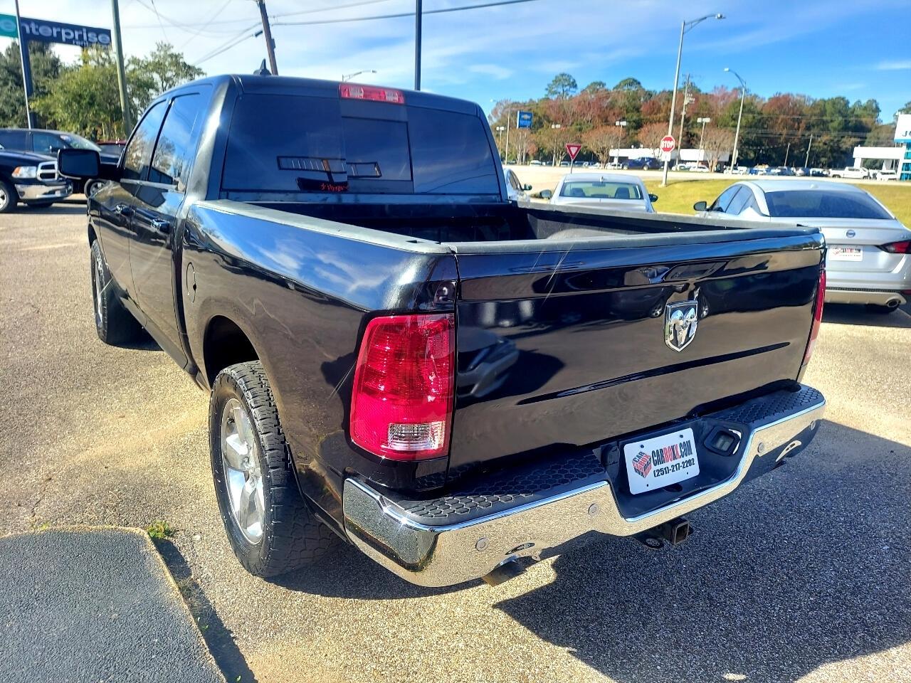 RAM 1500 SLT Crew Cab SWB 2WD 2017