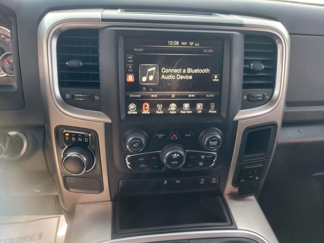 RAM 1500 SLT Crew Cab SWB 2WD 2017