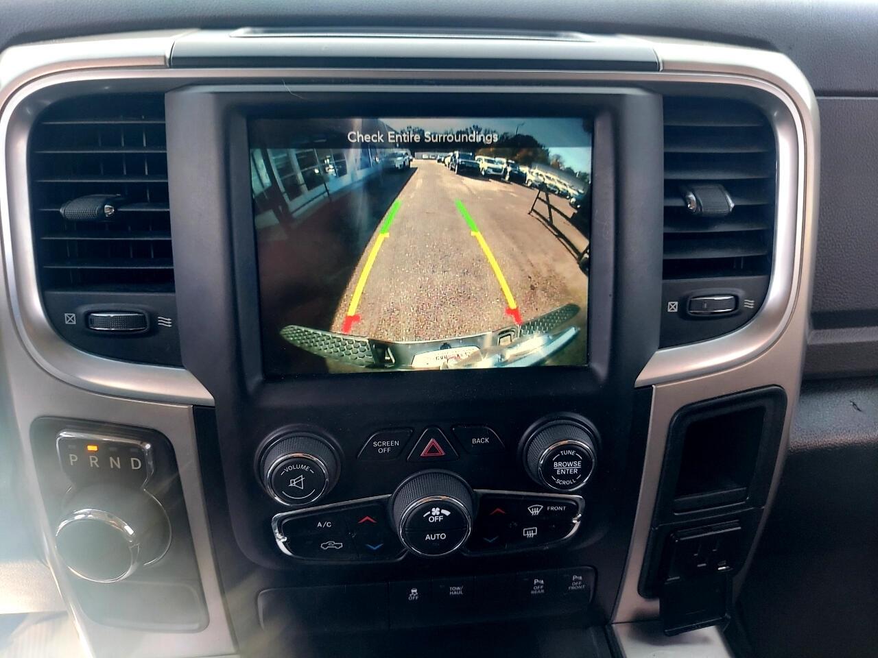 RAM 1500 SLT Crew Cab SWB 2WD 2017