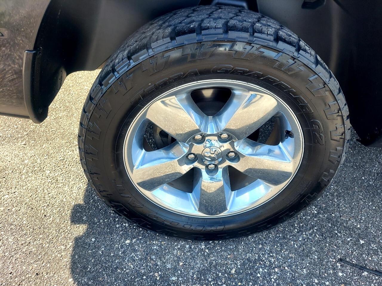 RAM 1500 SLT Crew Cab SWB 2WD 2017