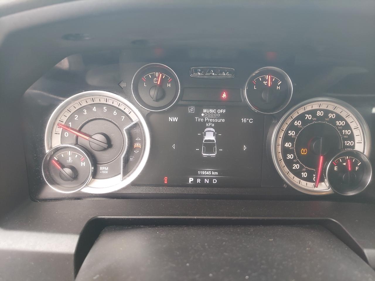RAM 1500 Classic Tradesman Crew Cab SWB 2WD 2019