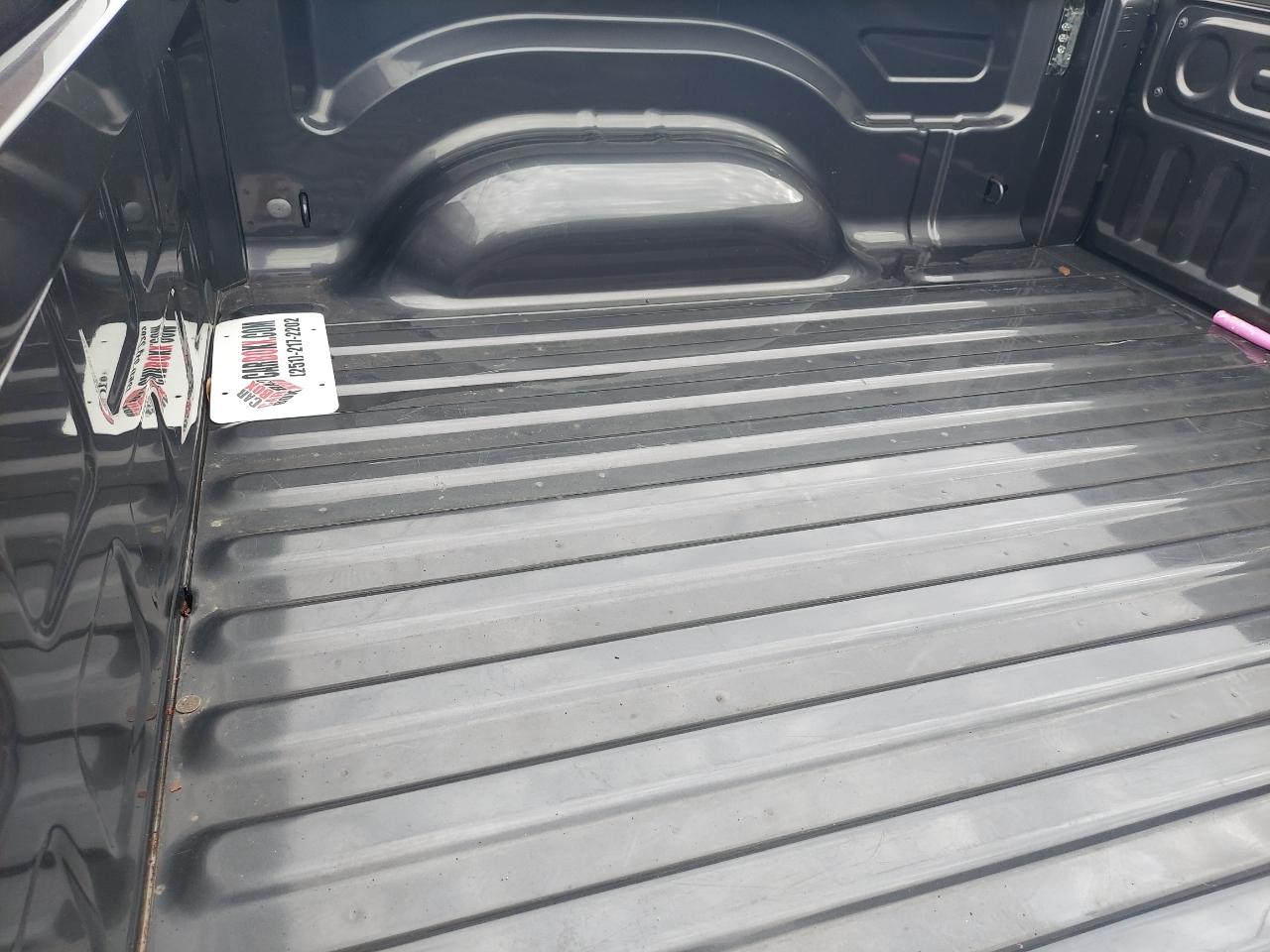RAM 1500 Classic Tradesman Crew Cab SWB 2WD 2019