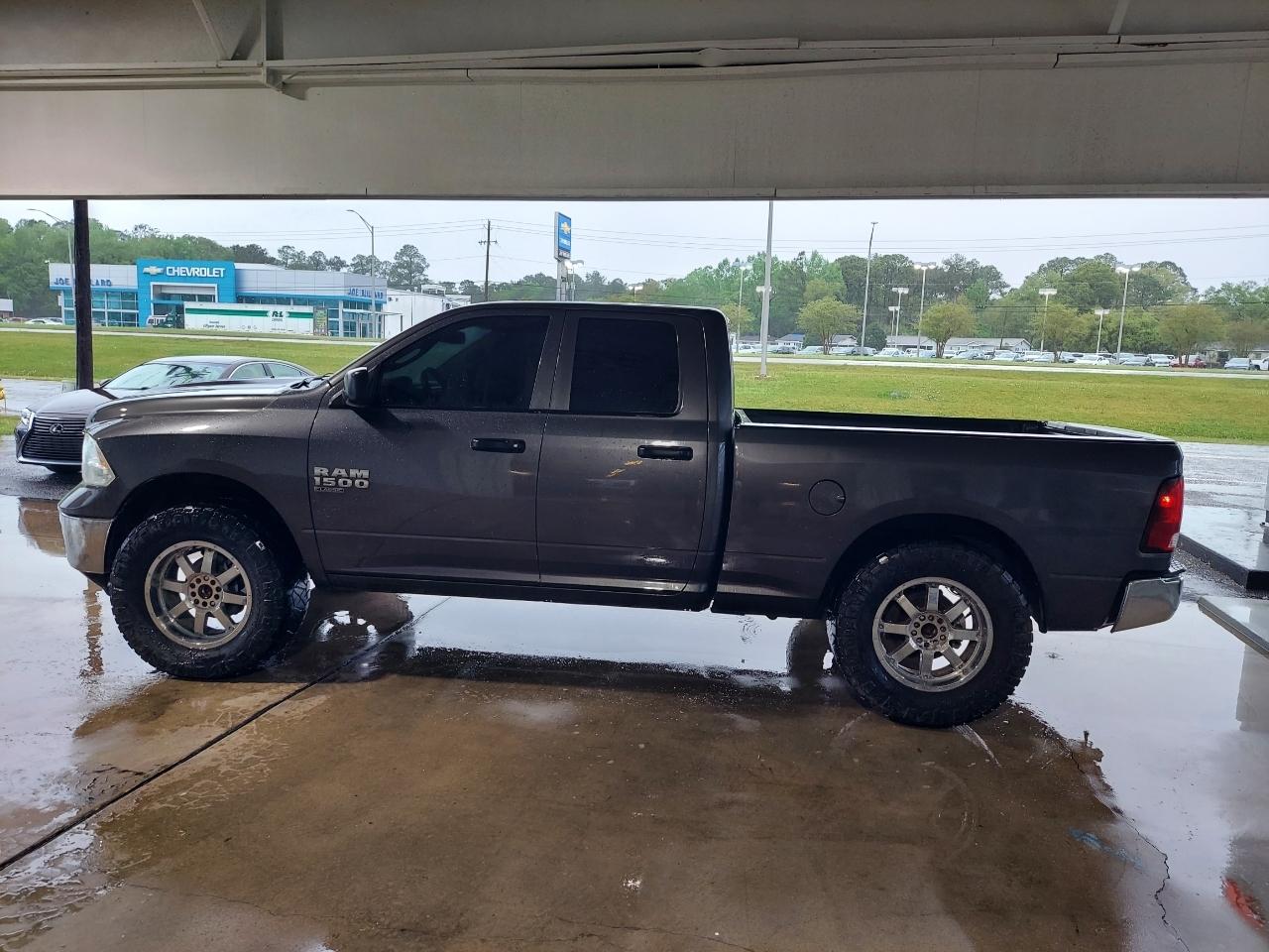 RAM 1500 Classic Tradesman Quad Cab 4WD 2019