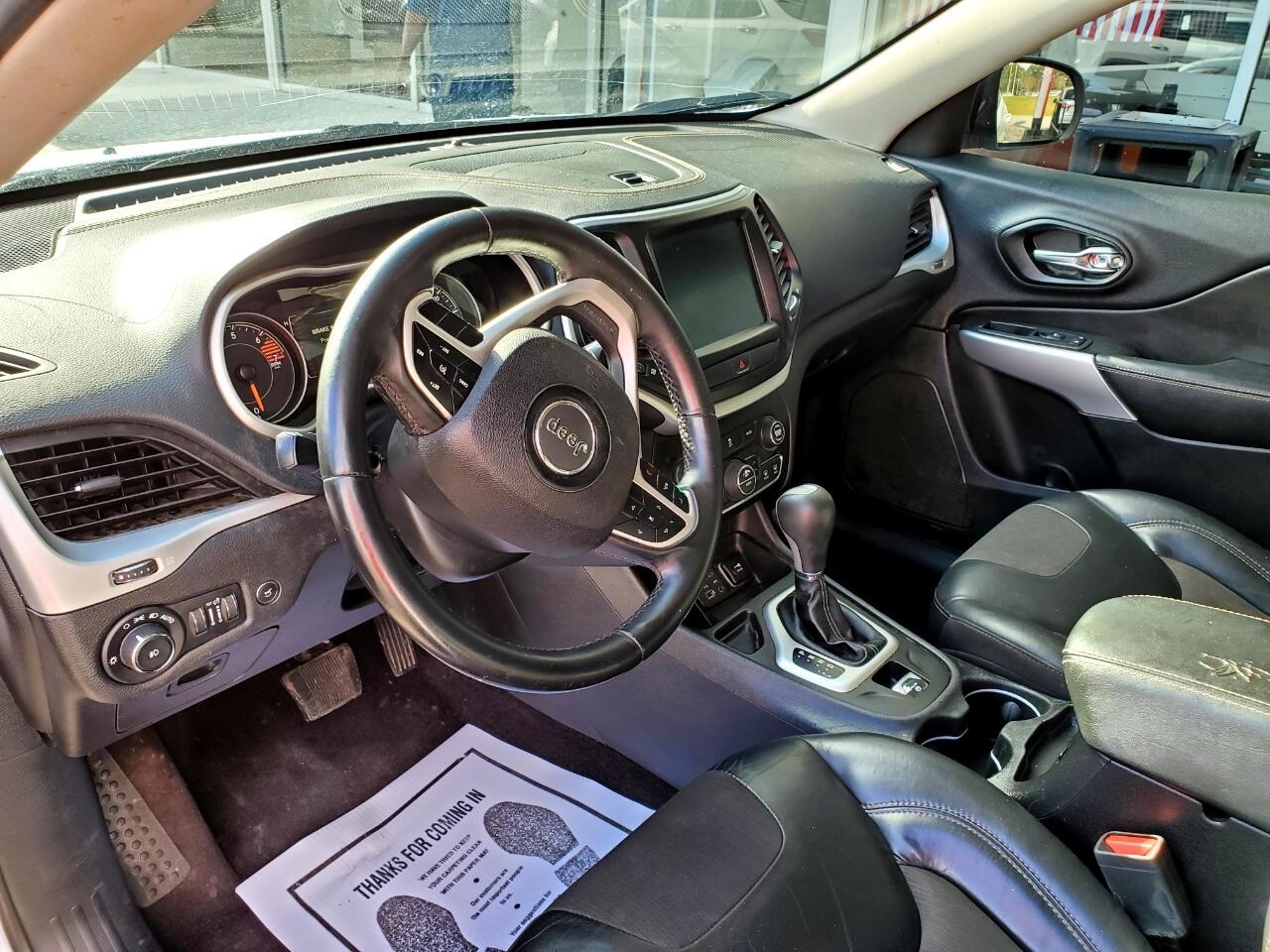 Jeep Cherokee Latitude Plus FWD 2018