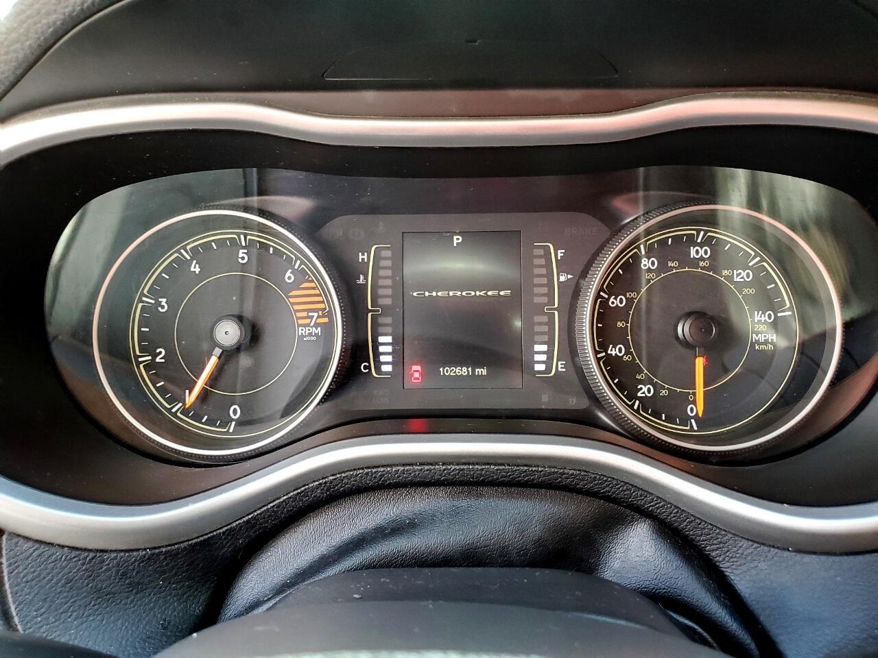 Jeep Cherokee Latitude Plus FWD 2018