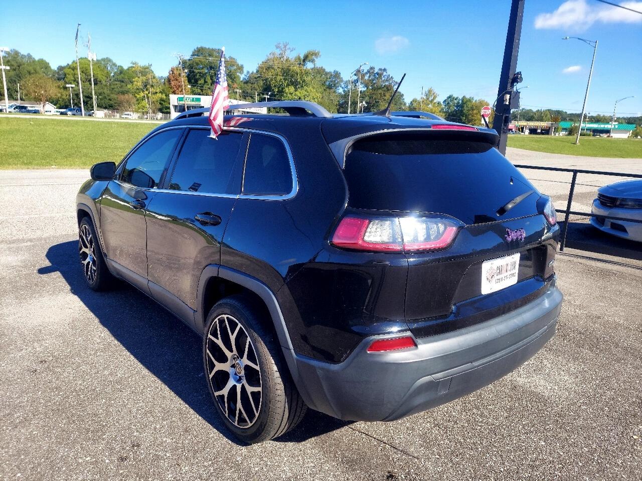 Jeep Cherokee Latitude Plus FWD 2019