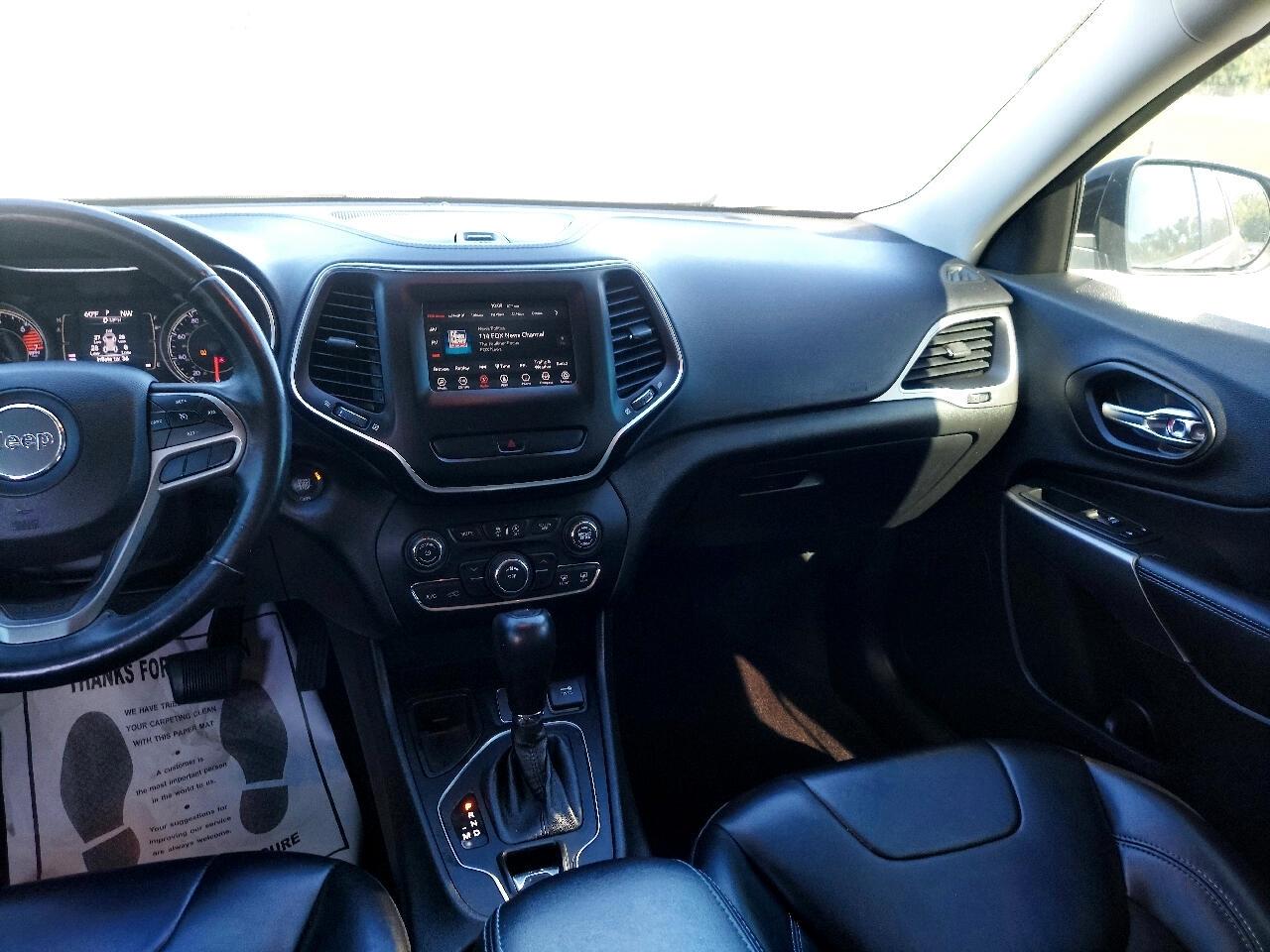 Jeep Cherokee Latitude Plus FWD 2019