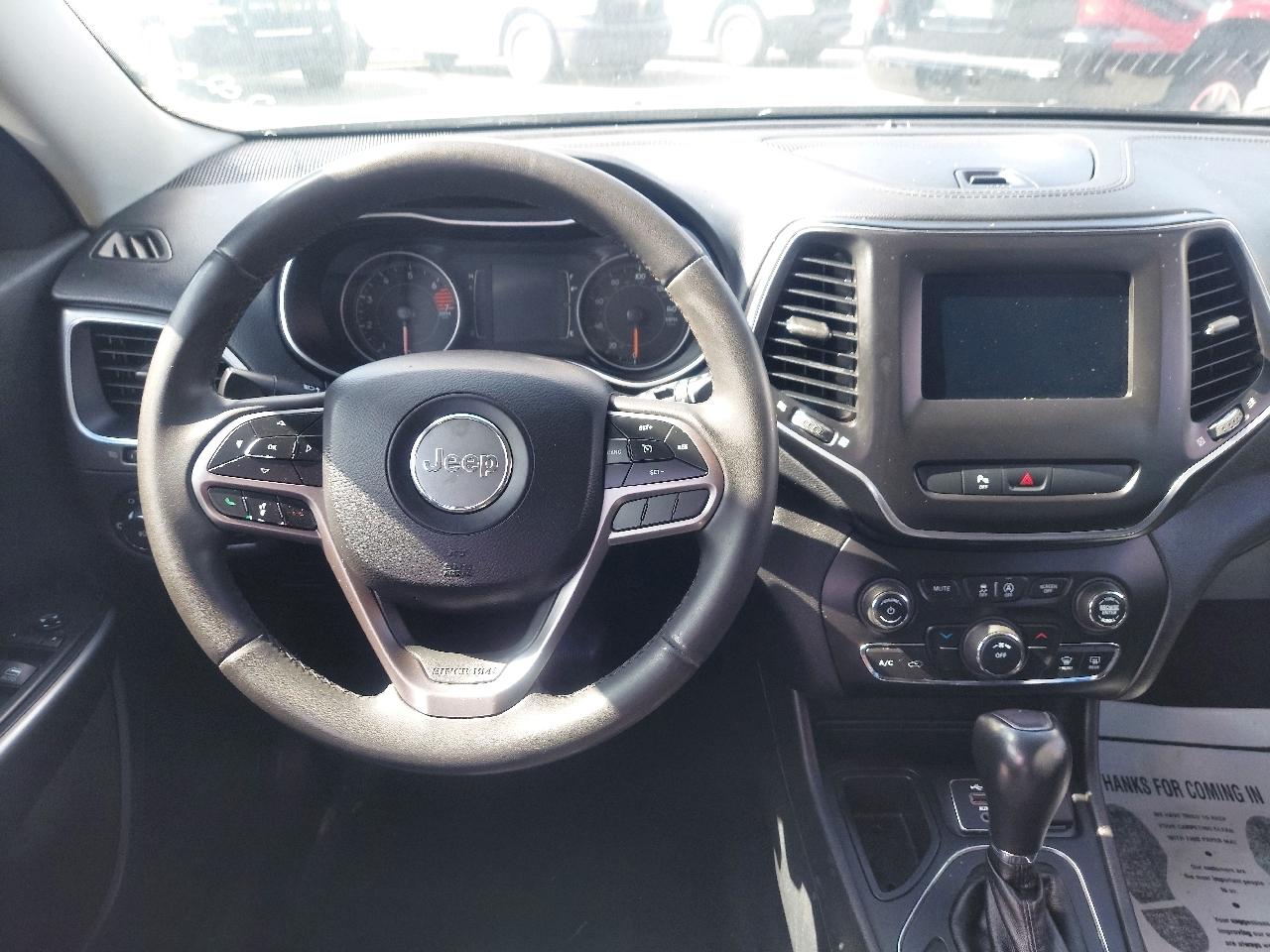 Jeep Cherokee Latitude Plus FWD 2020