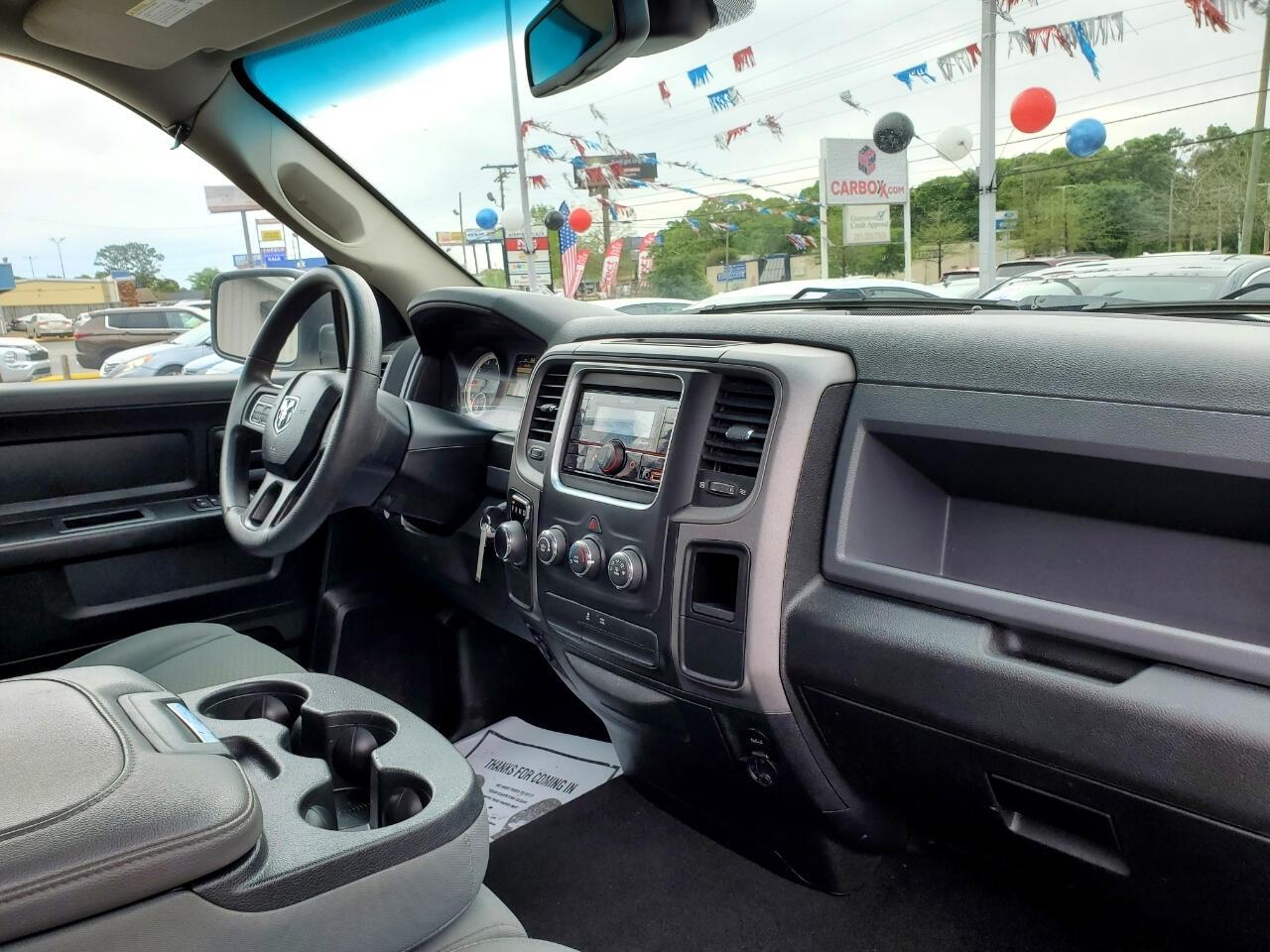 RAM 1500 Tradesman Quad Cab 2WD 2018
