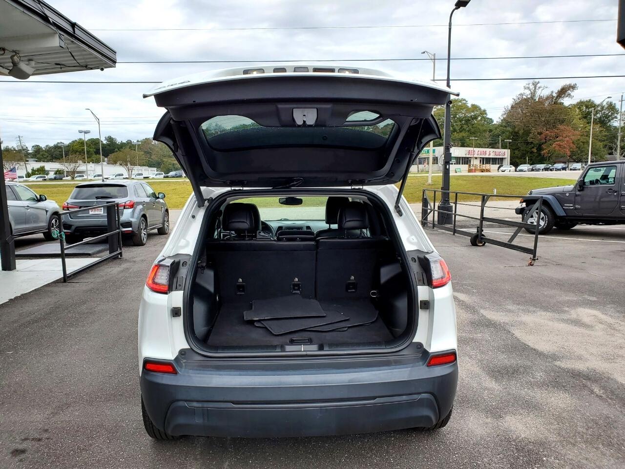 Jeep Cherokee Latitude Plus 4WD 2019