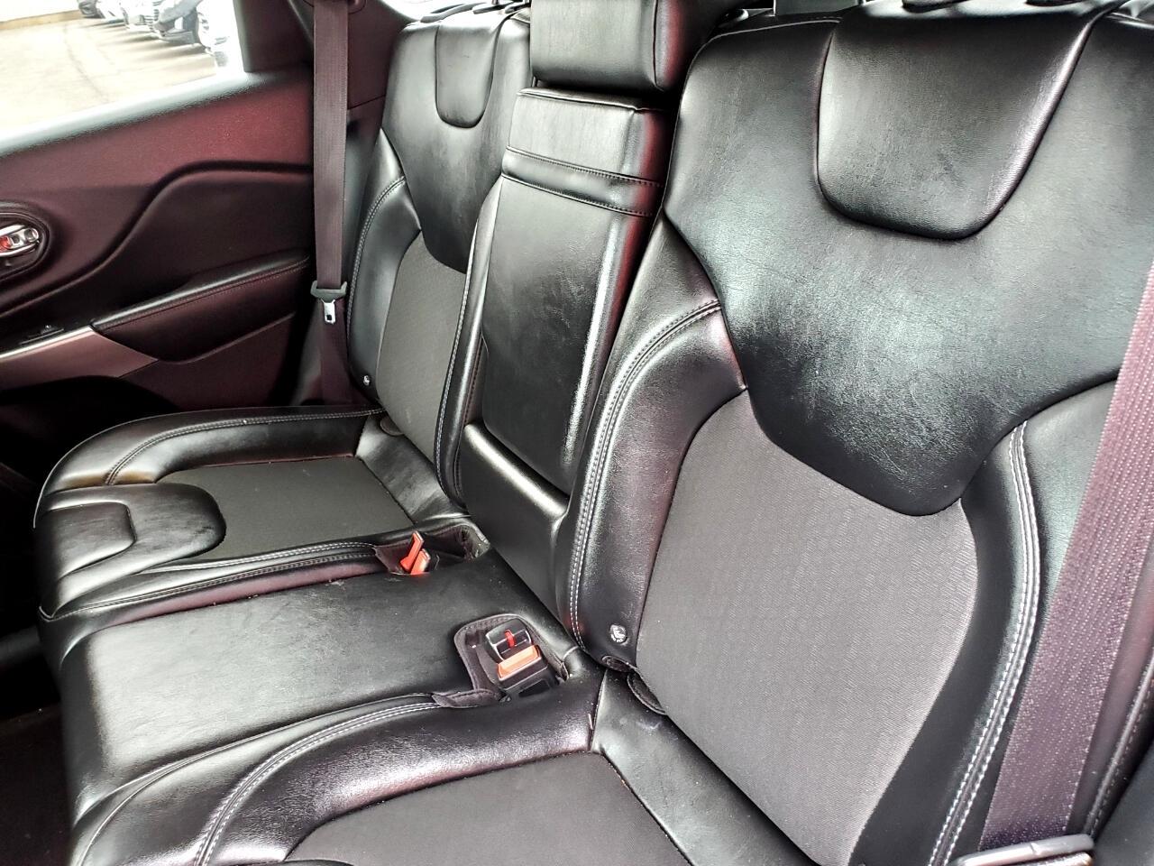 Jeep Cherokee Latitude Plus 4WD 2019