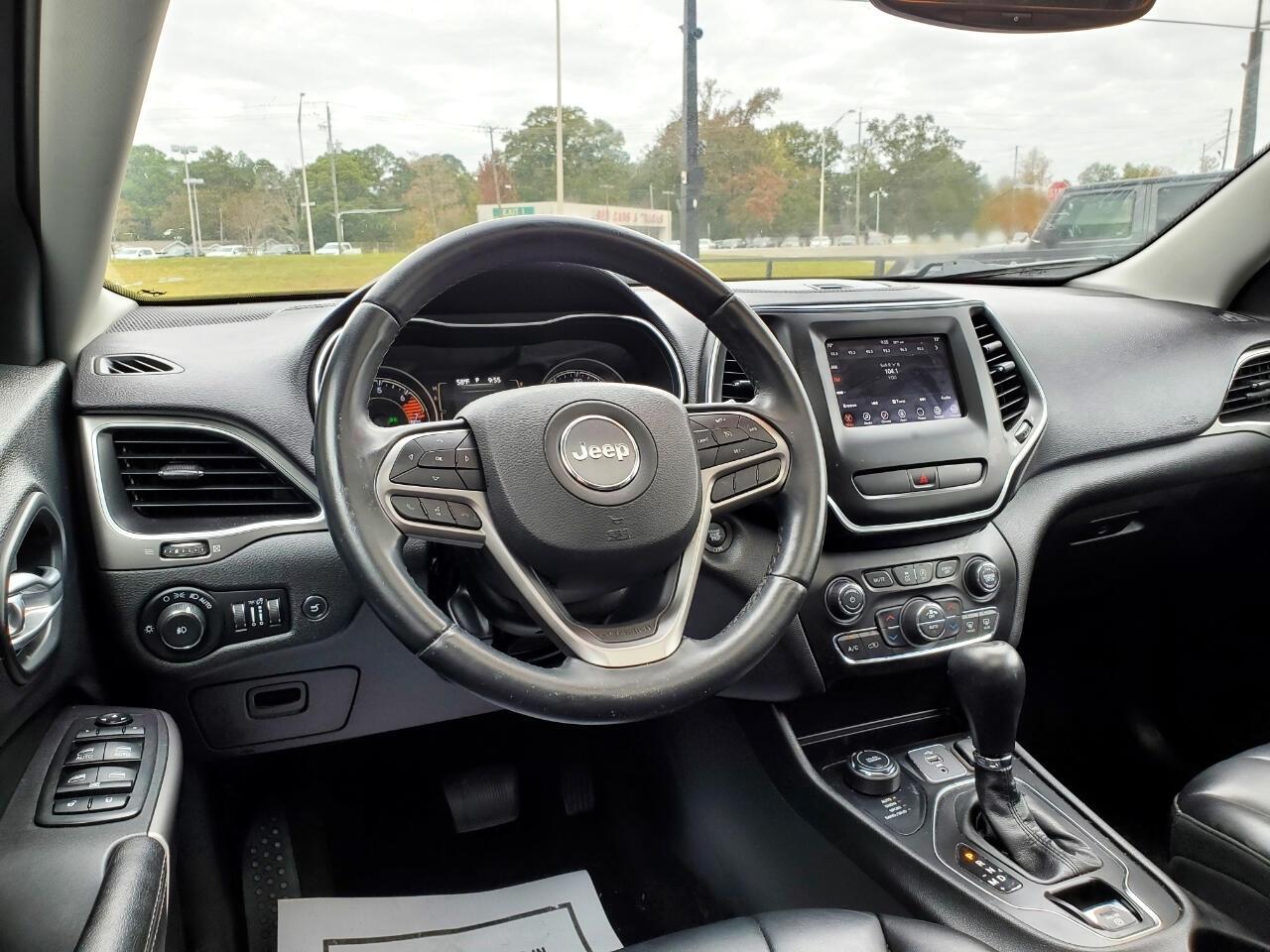 Jeep Cherokee Latitude Plus 4WD 2019
