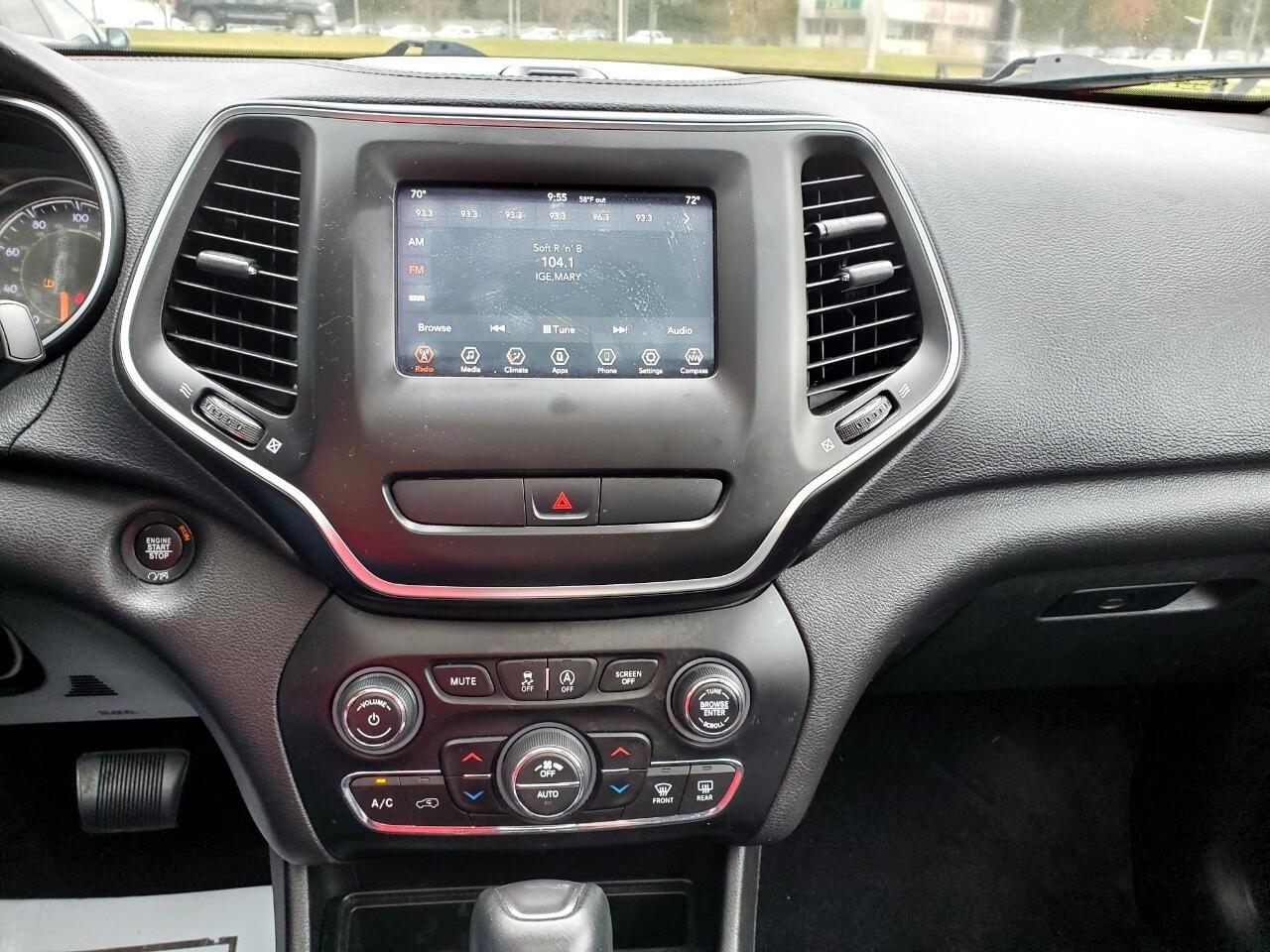 Jeep Cherokee Latitude Plus 4WD 2019