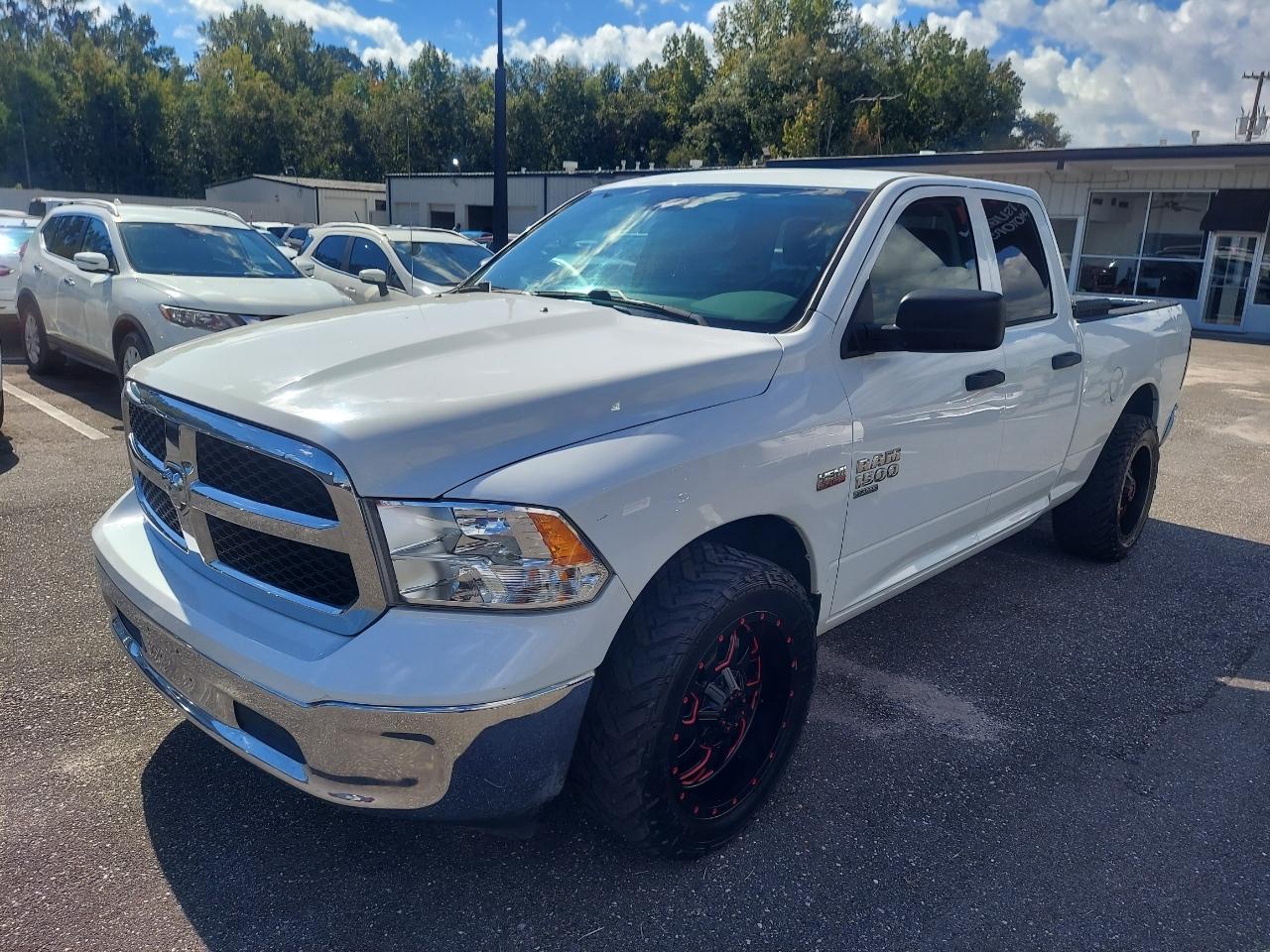 RAM 1500 Classic Tradesman Quad Cab 2WD 2019