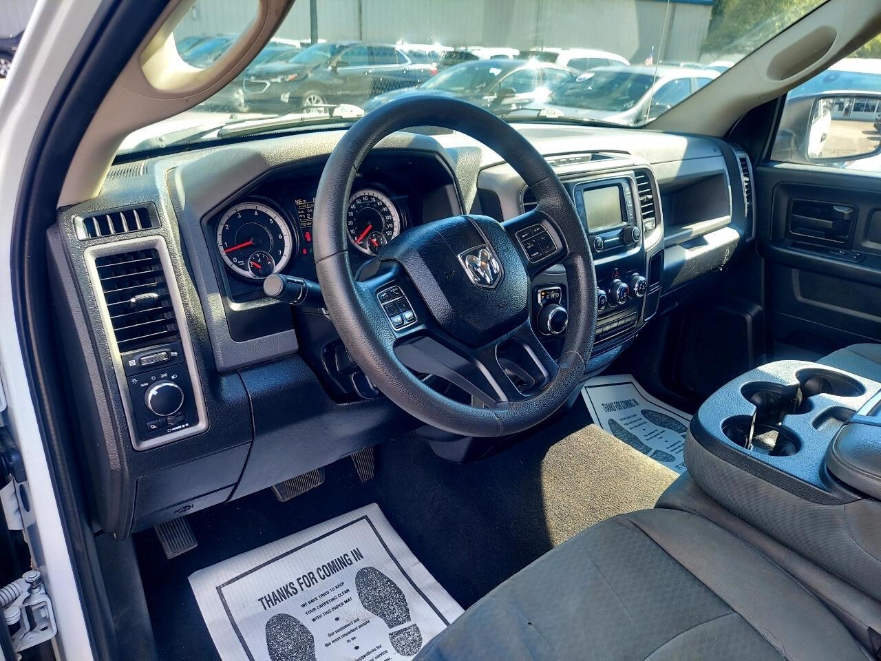 RAM 1500 Classic Tradesman Quad Cab 2WD 2019